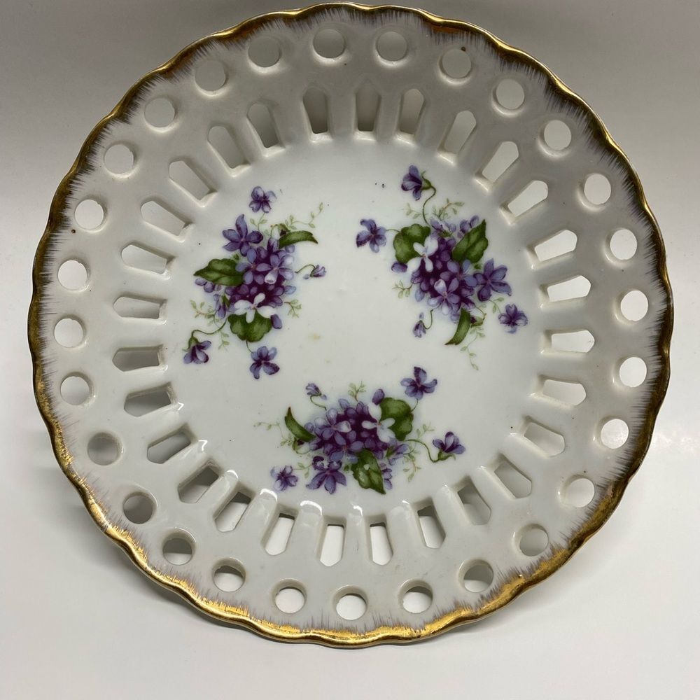 1A* Porcelain Plate with Purple Floral and Gold Trim wall Devore no brand purple